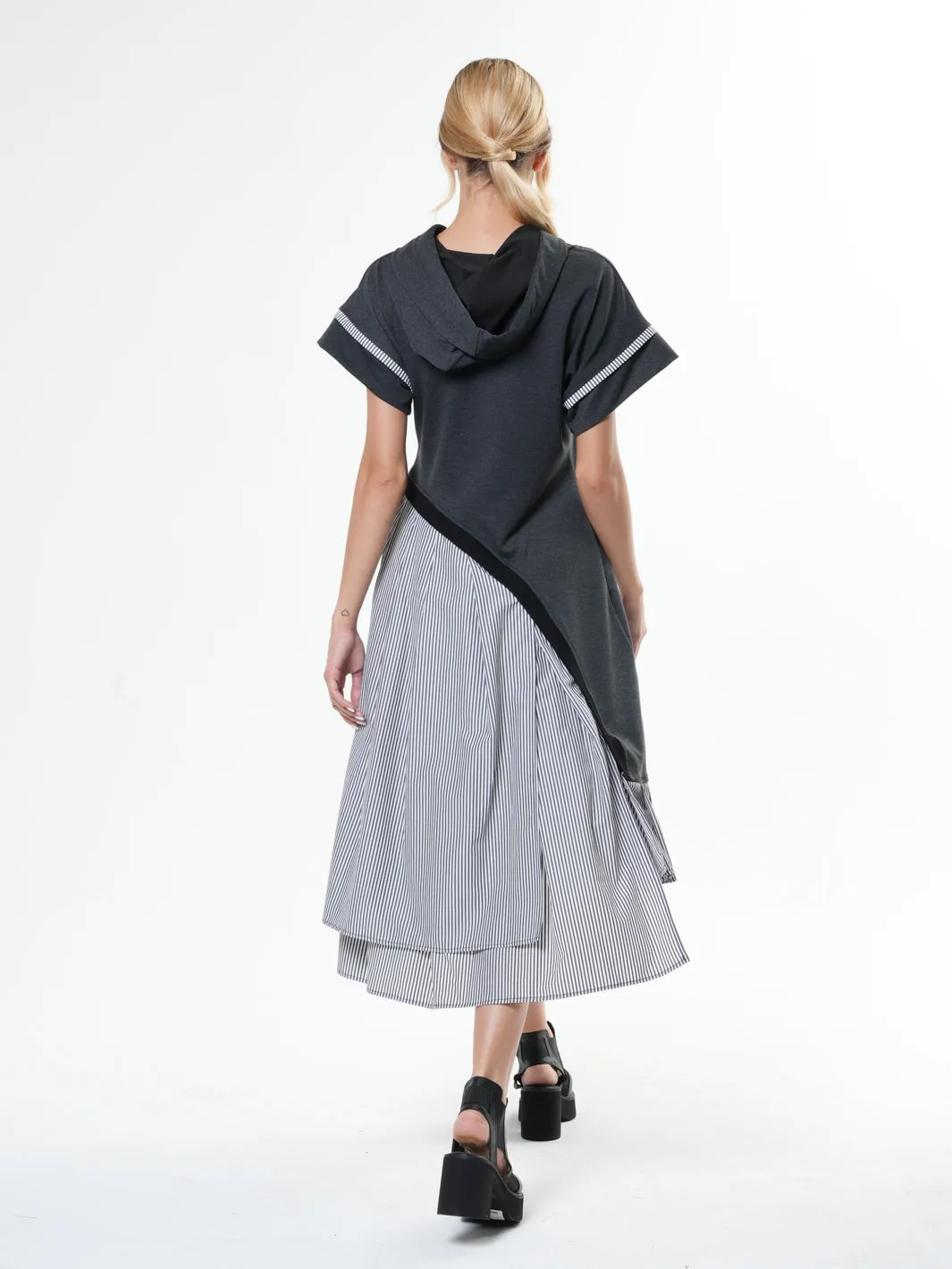 Asymmetric Hooded Dress With Short Sleeves In Gray