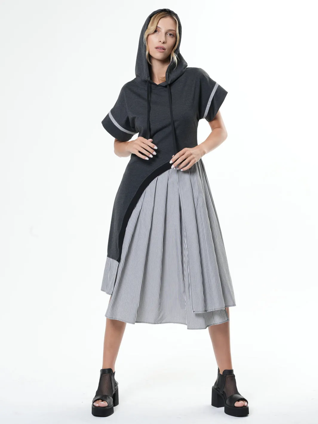 Asymmetric Hooded Dress With Short Sleeves In Gray