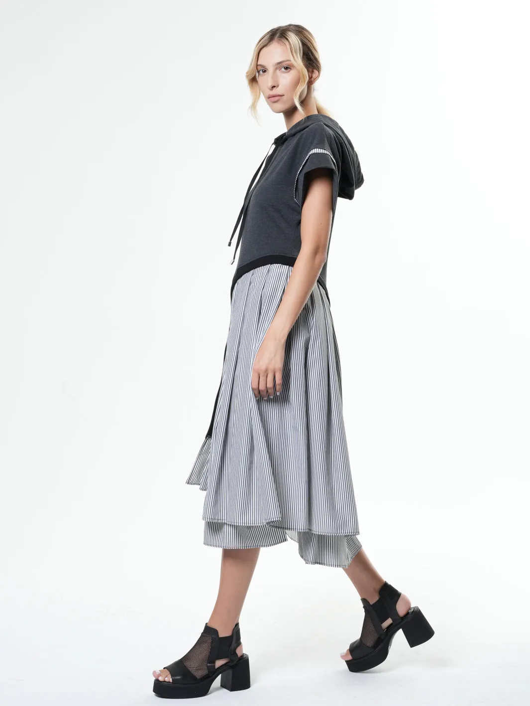 Asymmetric Hooded Dress With Short Sleeves In Gray