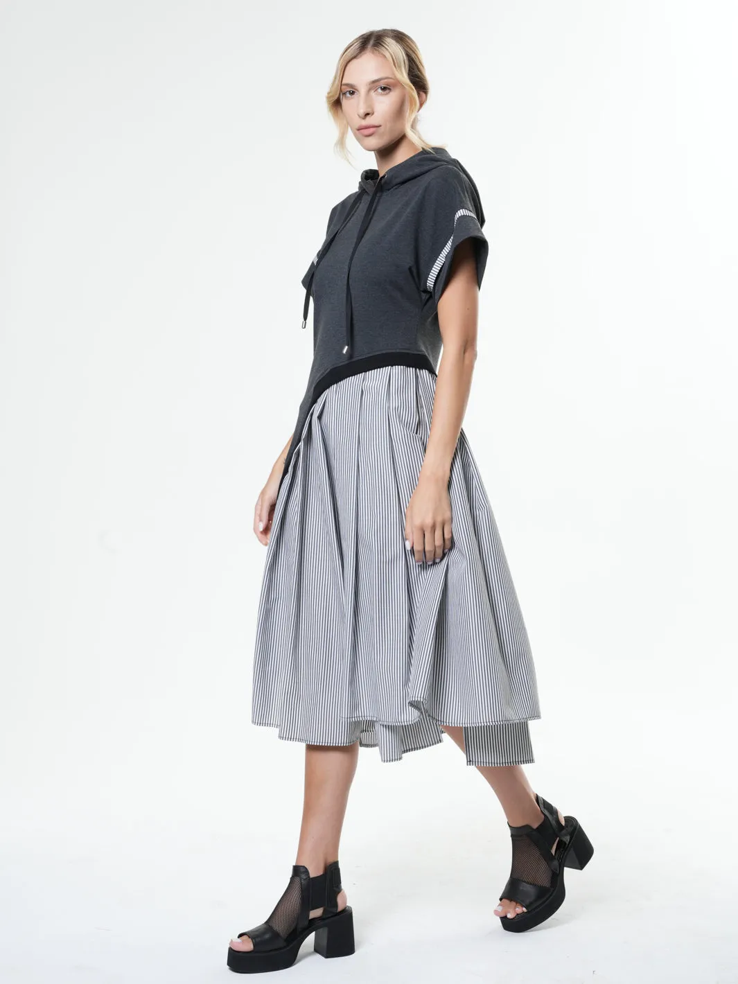 Asymmetric Hooded Dress With Short Sleeves In Gray