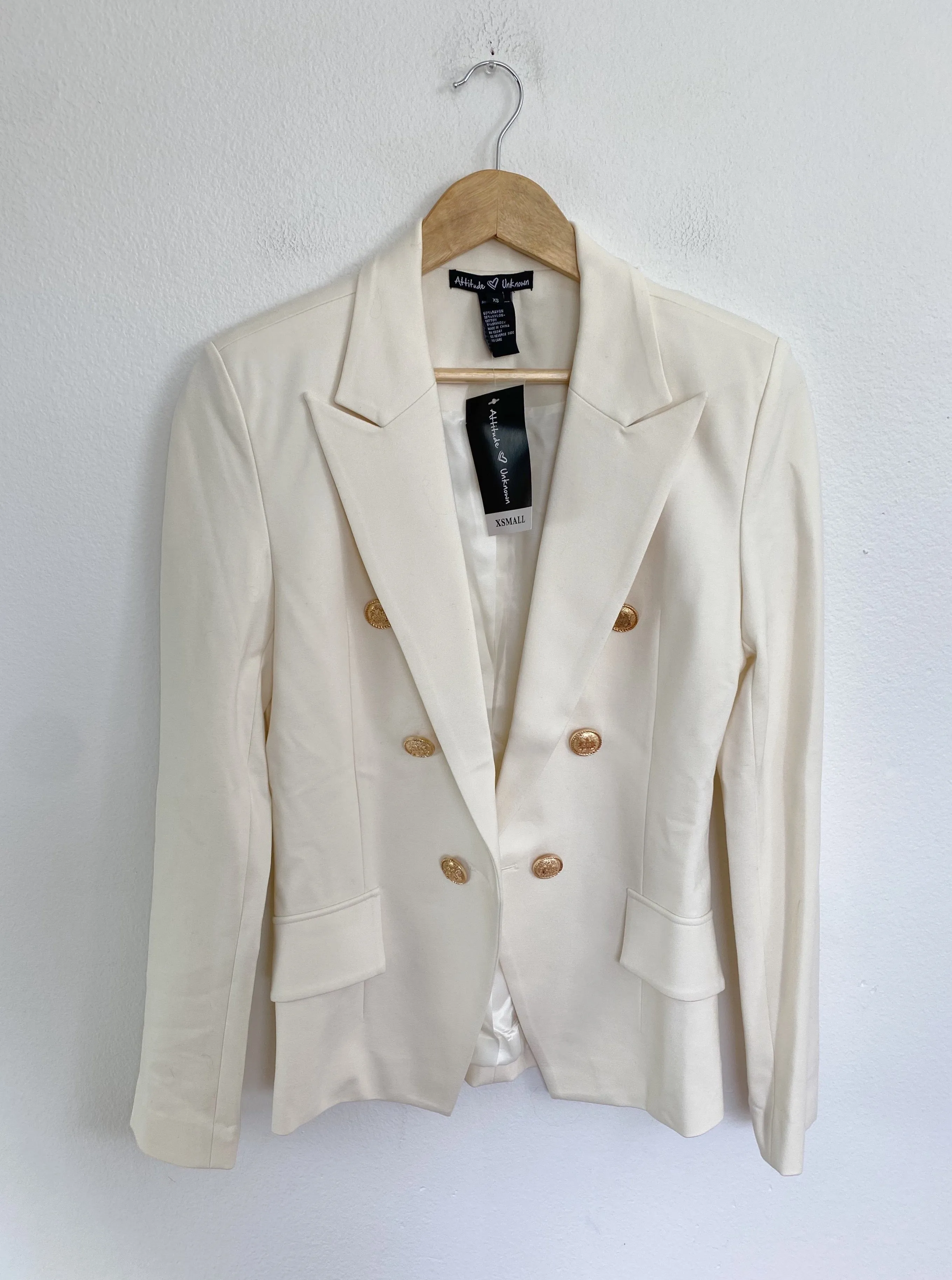 Attitude Unknown Cream Blazer NWT XS