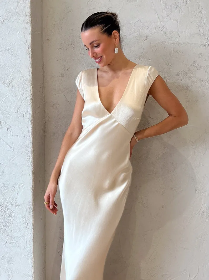 Bec and Bridge Indi V Maxi Dress in Vanilla Cream