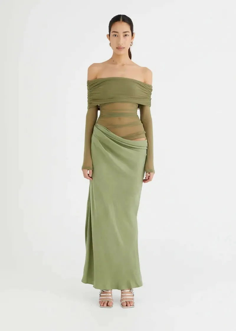 Benni Yasmin Off-Shoulder Maxi Dress Green