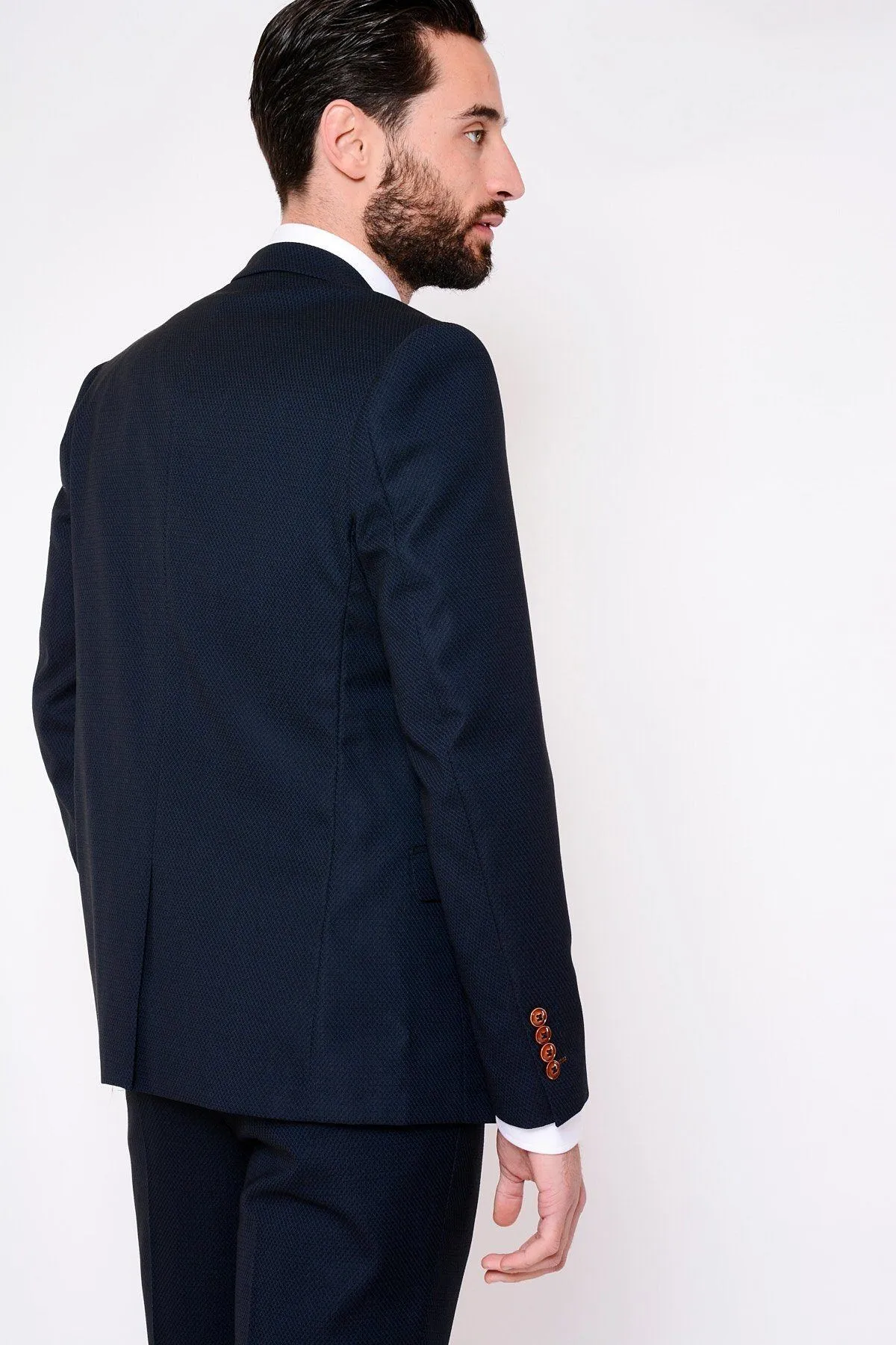 Blogger Style | MAX Navy Suit As Worn By Jerome Carlier