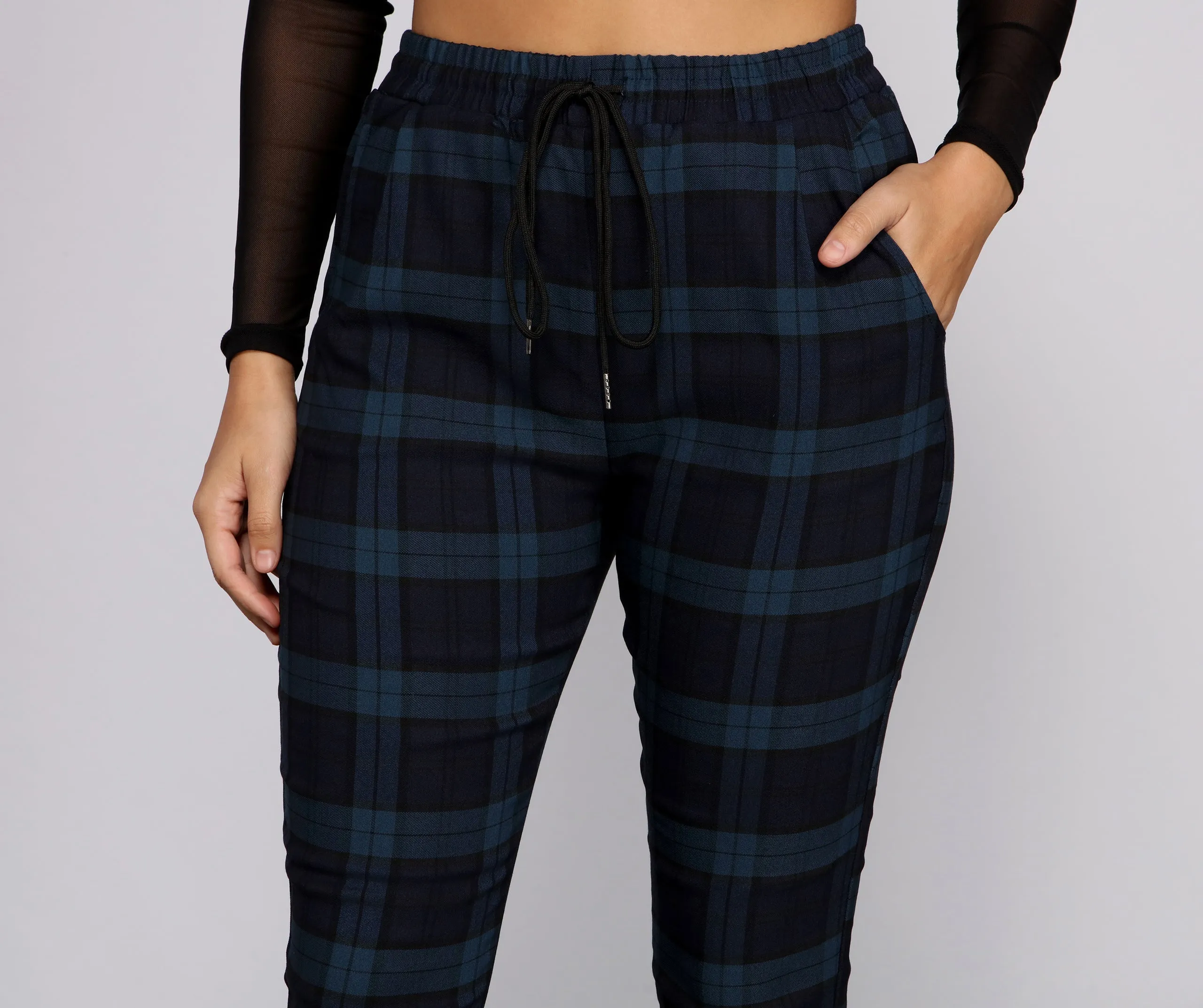 Casual-Chic Plaid Jacquard Joggers