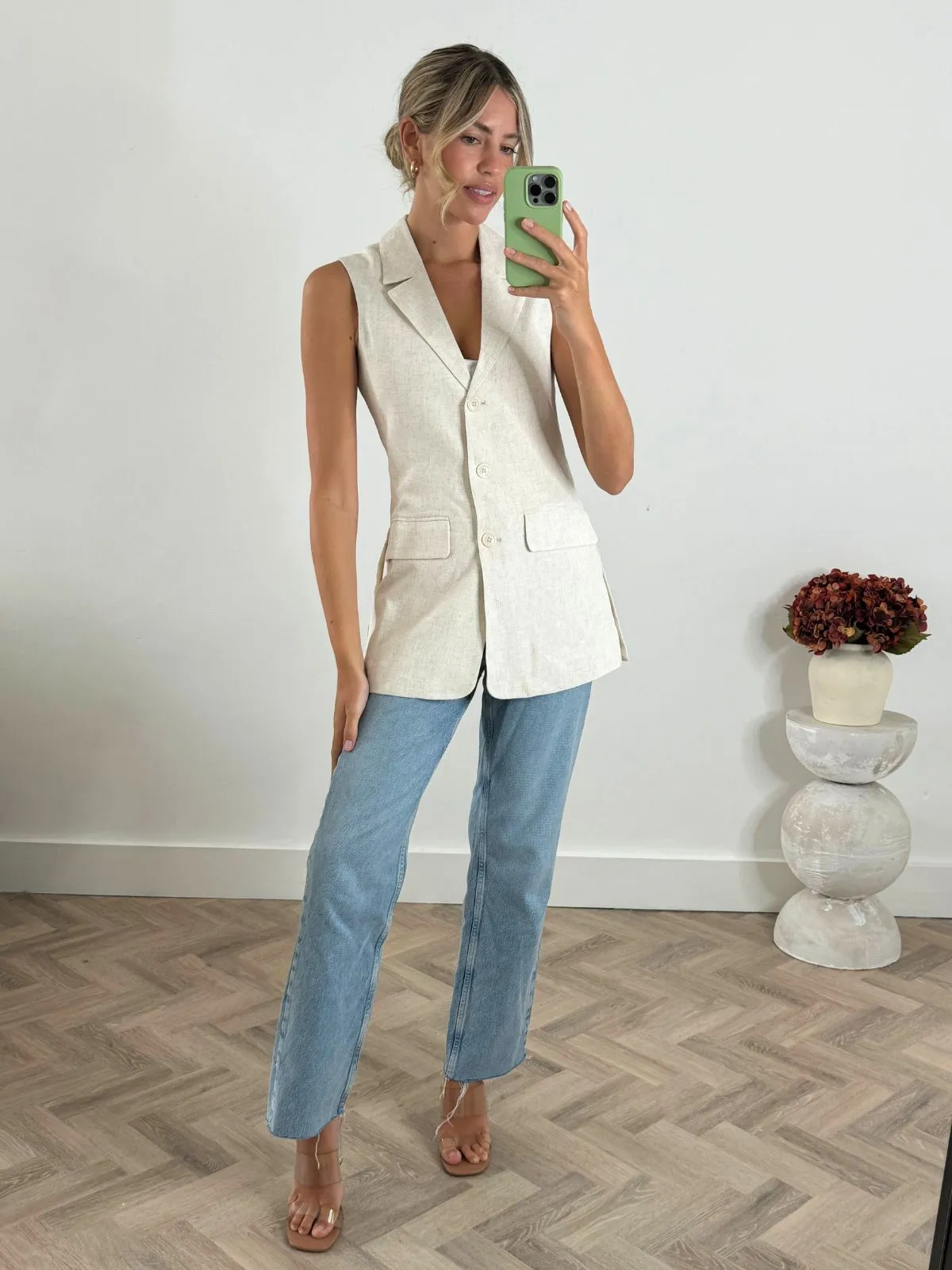 Claire Sleeveless Blazer / Neutral Linen