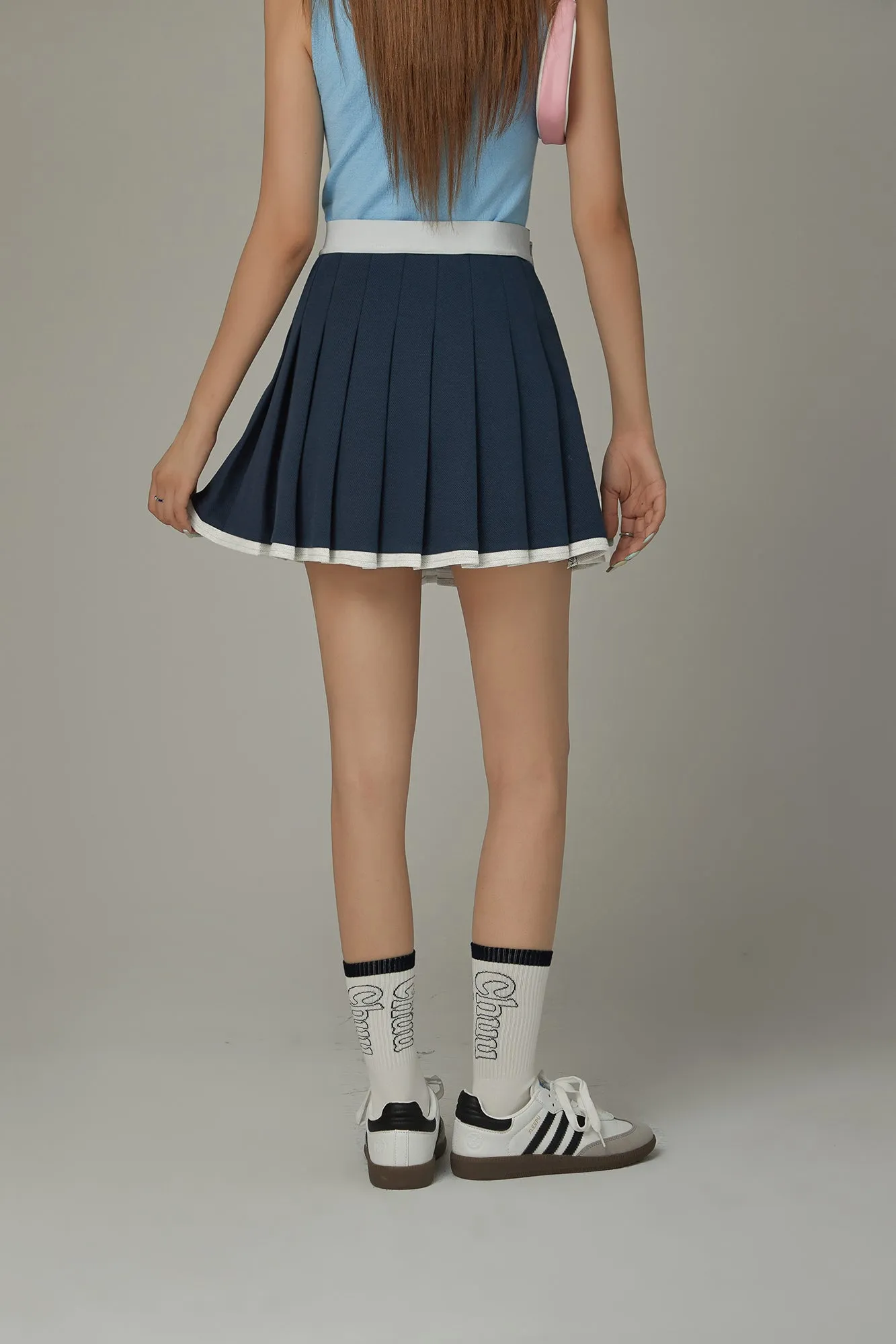 Logo Band Color Scheme Pleated Skirt