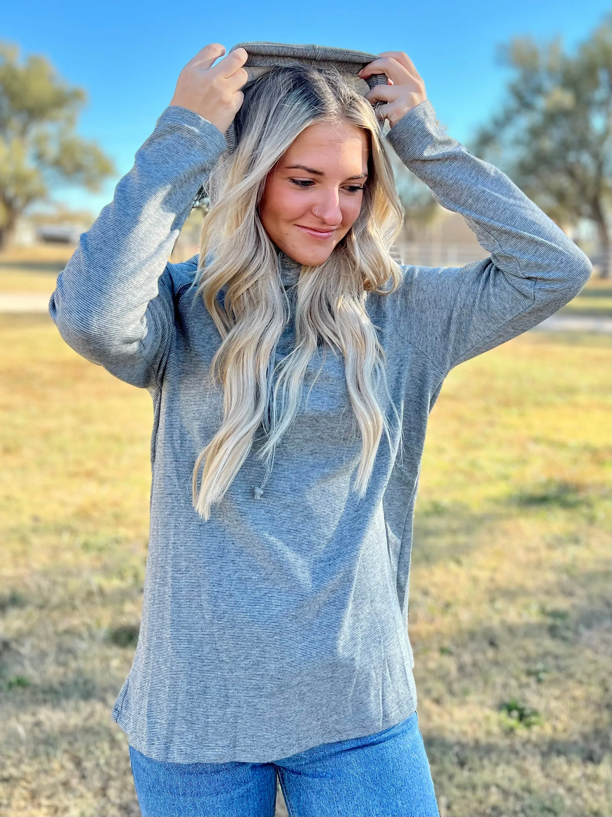 On Cloud 9 Pullover*