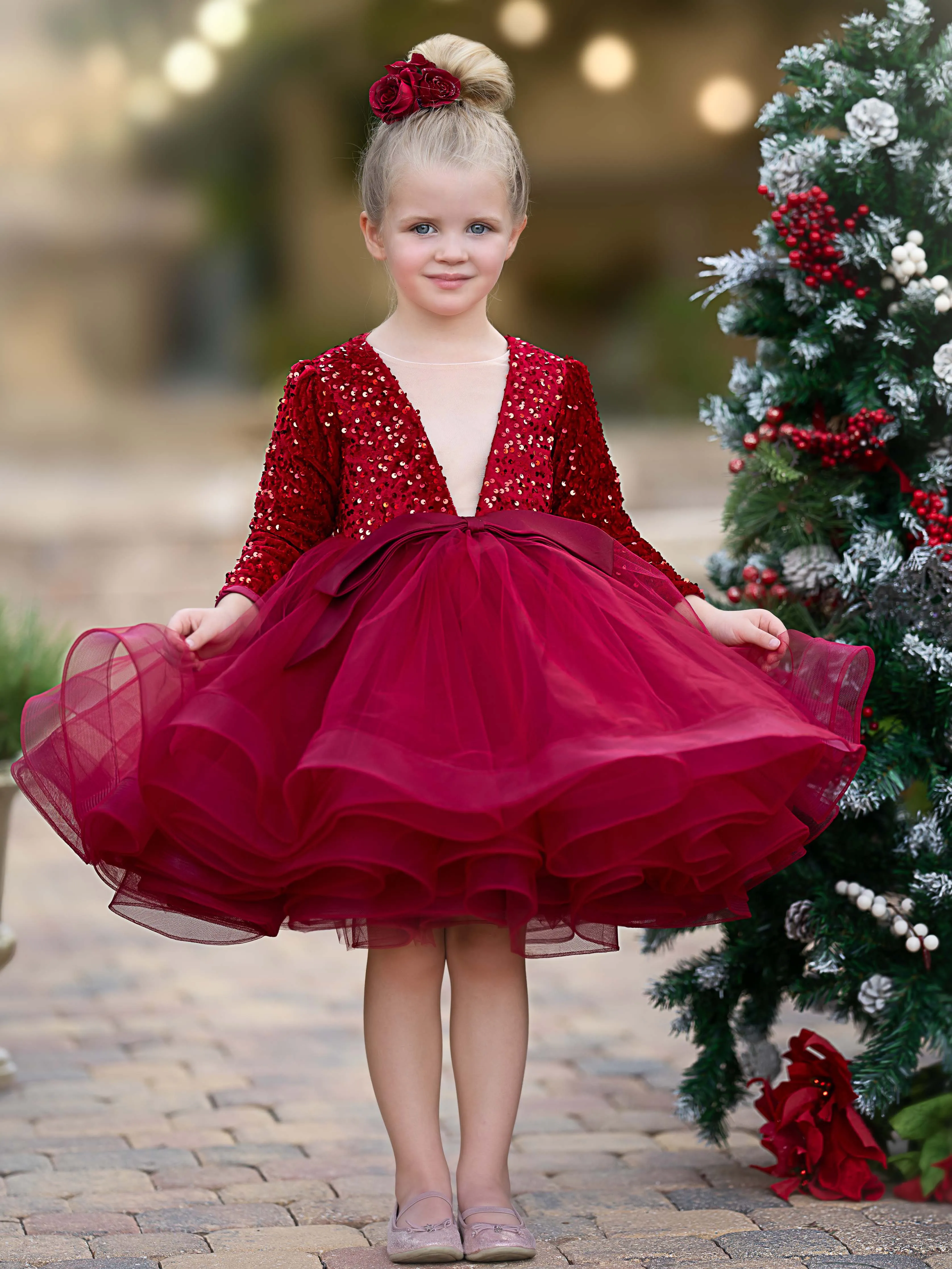 Sequin Deep V-Neck Tulle Knee-length Festive Holiday & Christmas Party Dress