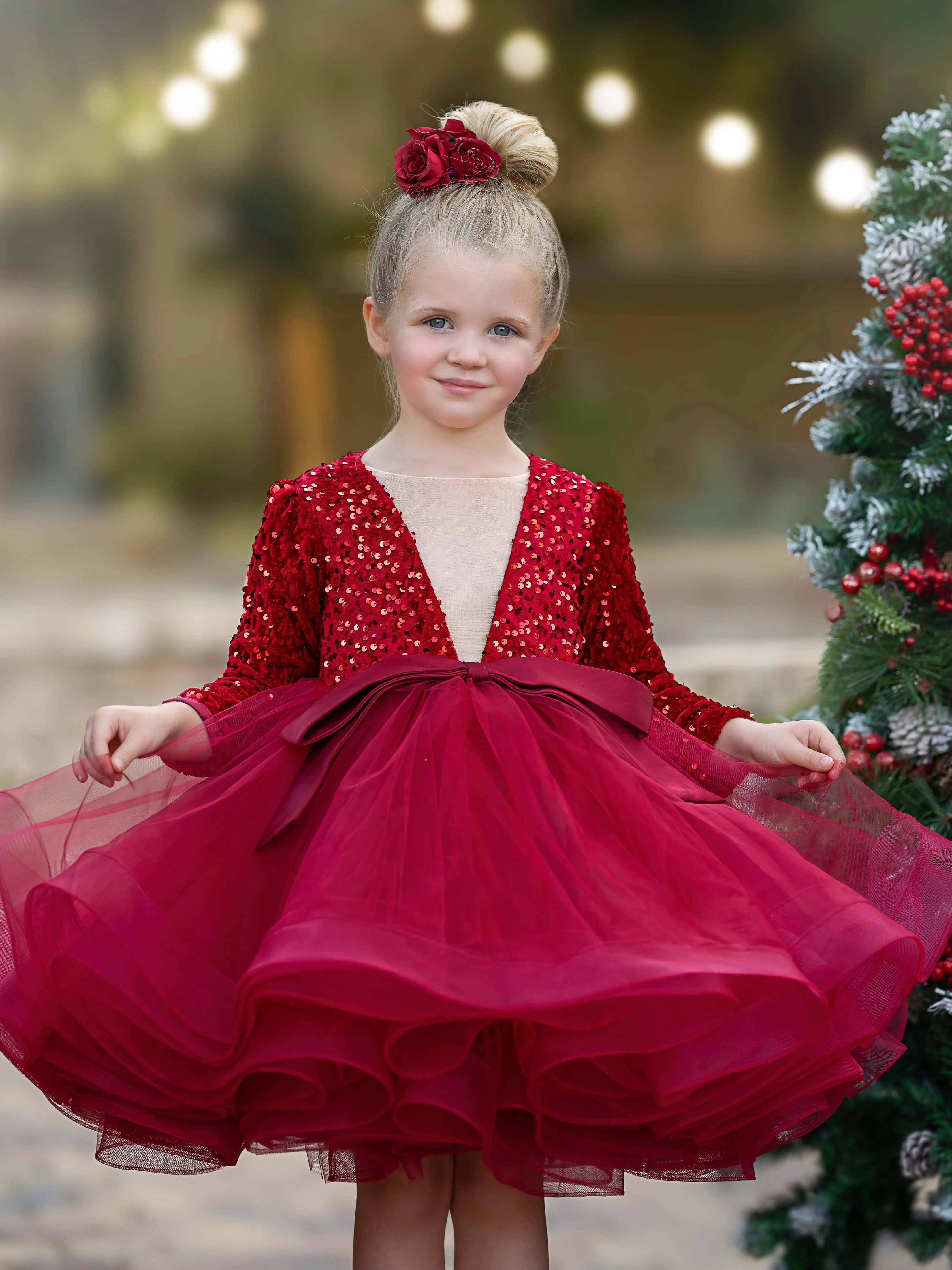 Sequin Deep V-Neck Tulle Knee-length Festive Holiday & Christmas Party Dress