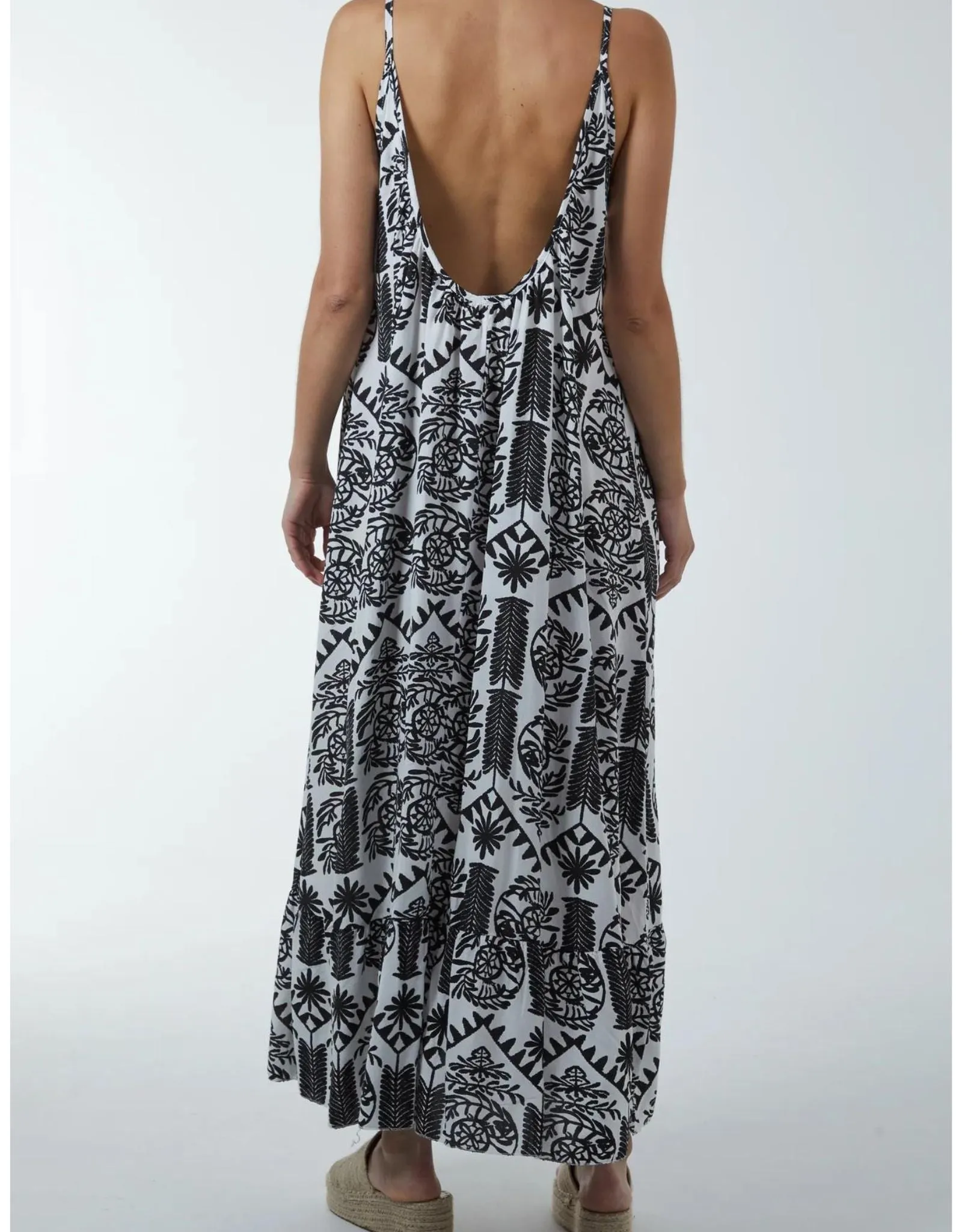 Serafina Scoop Back Maxi Dress Black