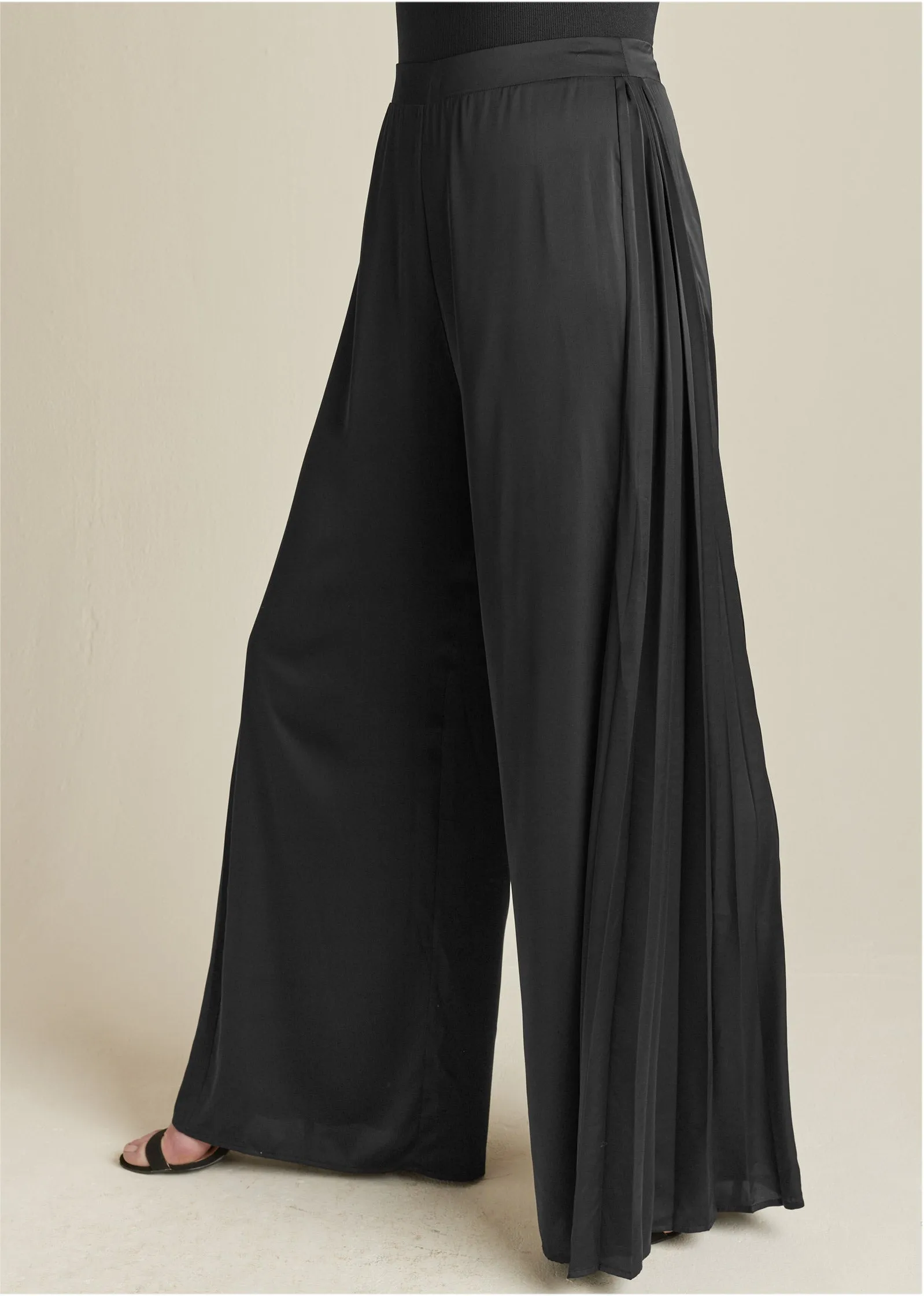 Side Pleat Wide Leg Pants - Black