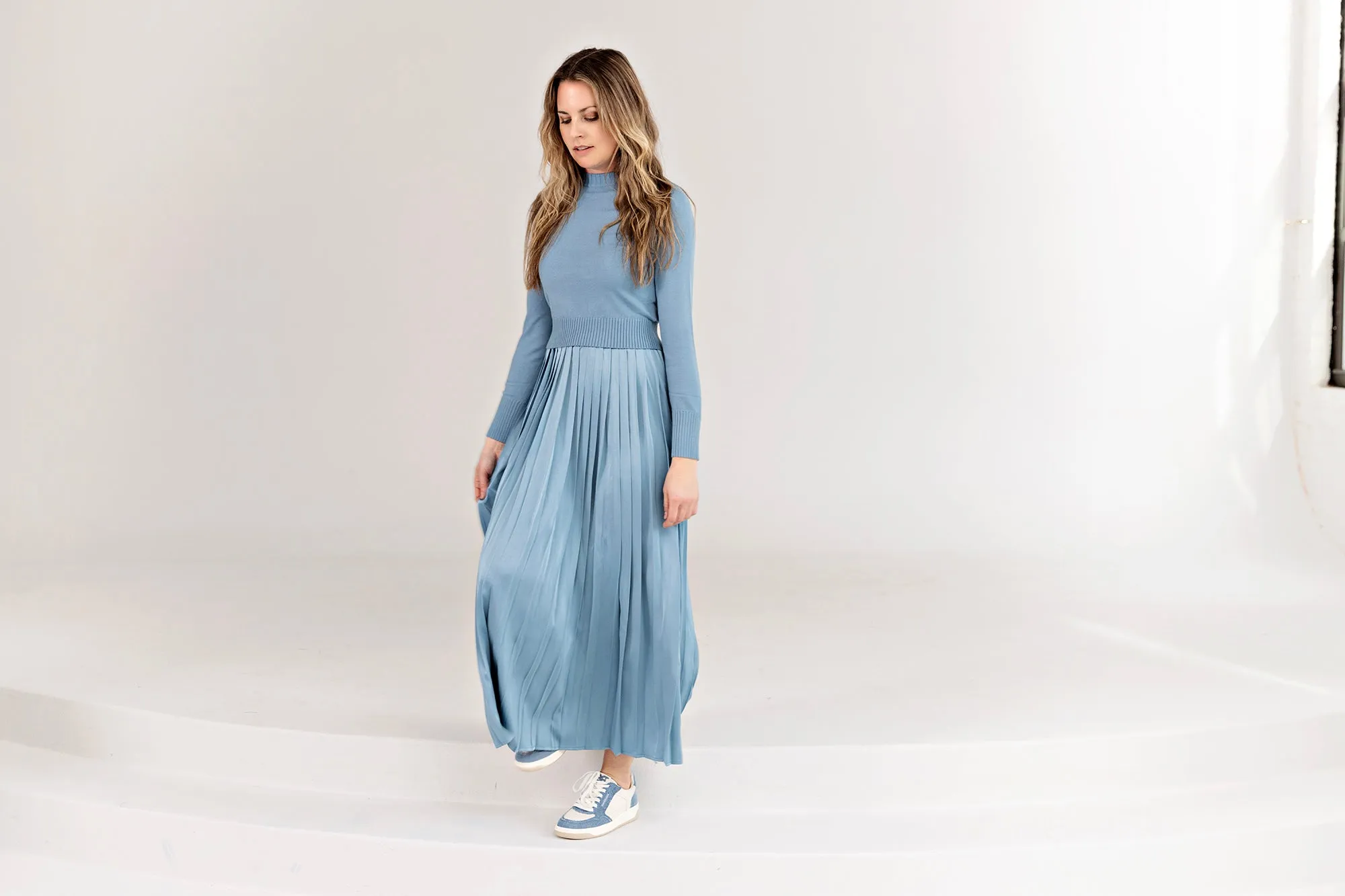 Silk Pleated Skirt IN: Blue