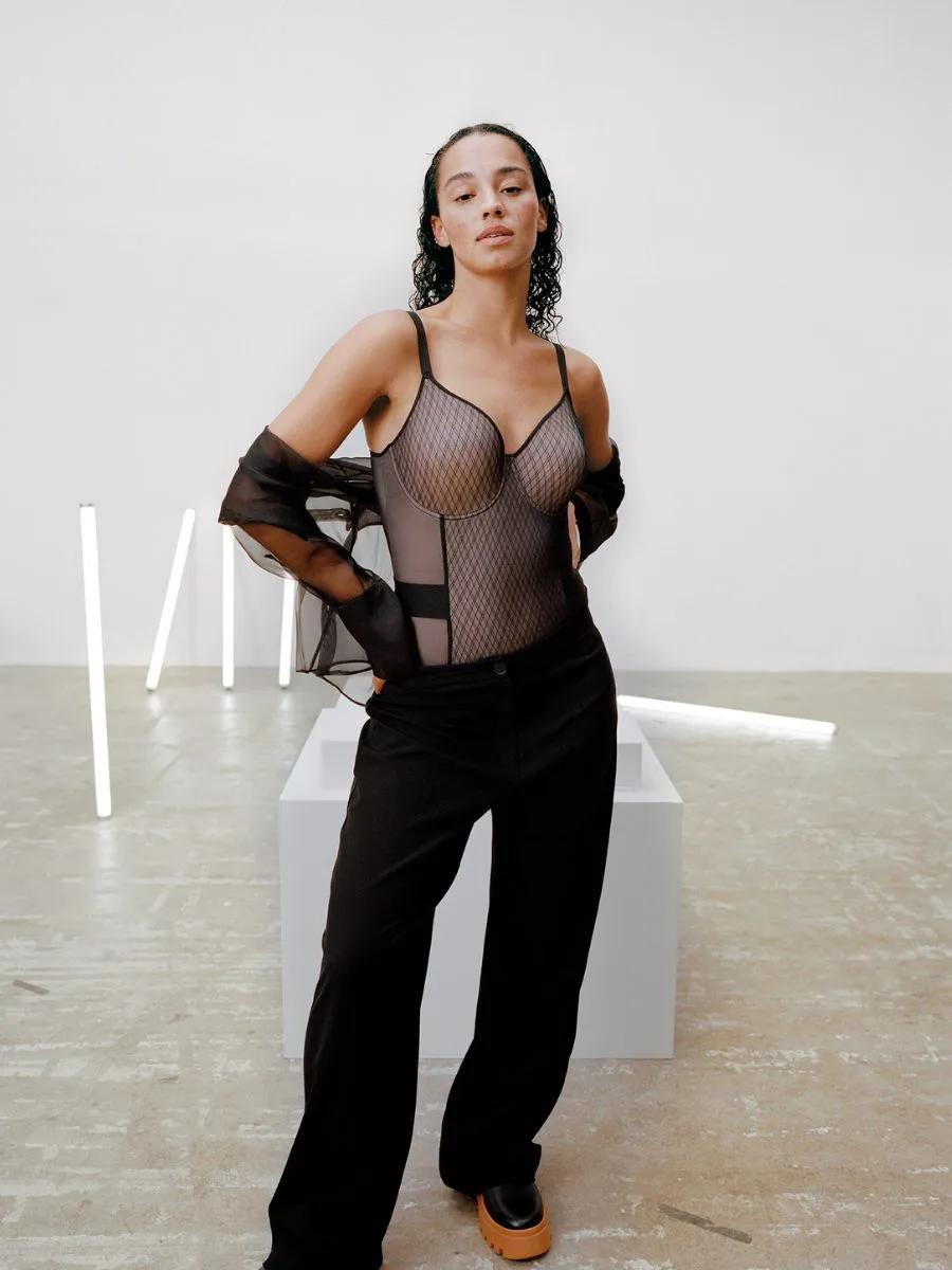 Smooth Lines Bodysuit - Black/Beige